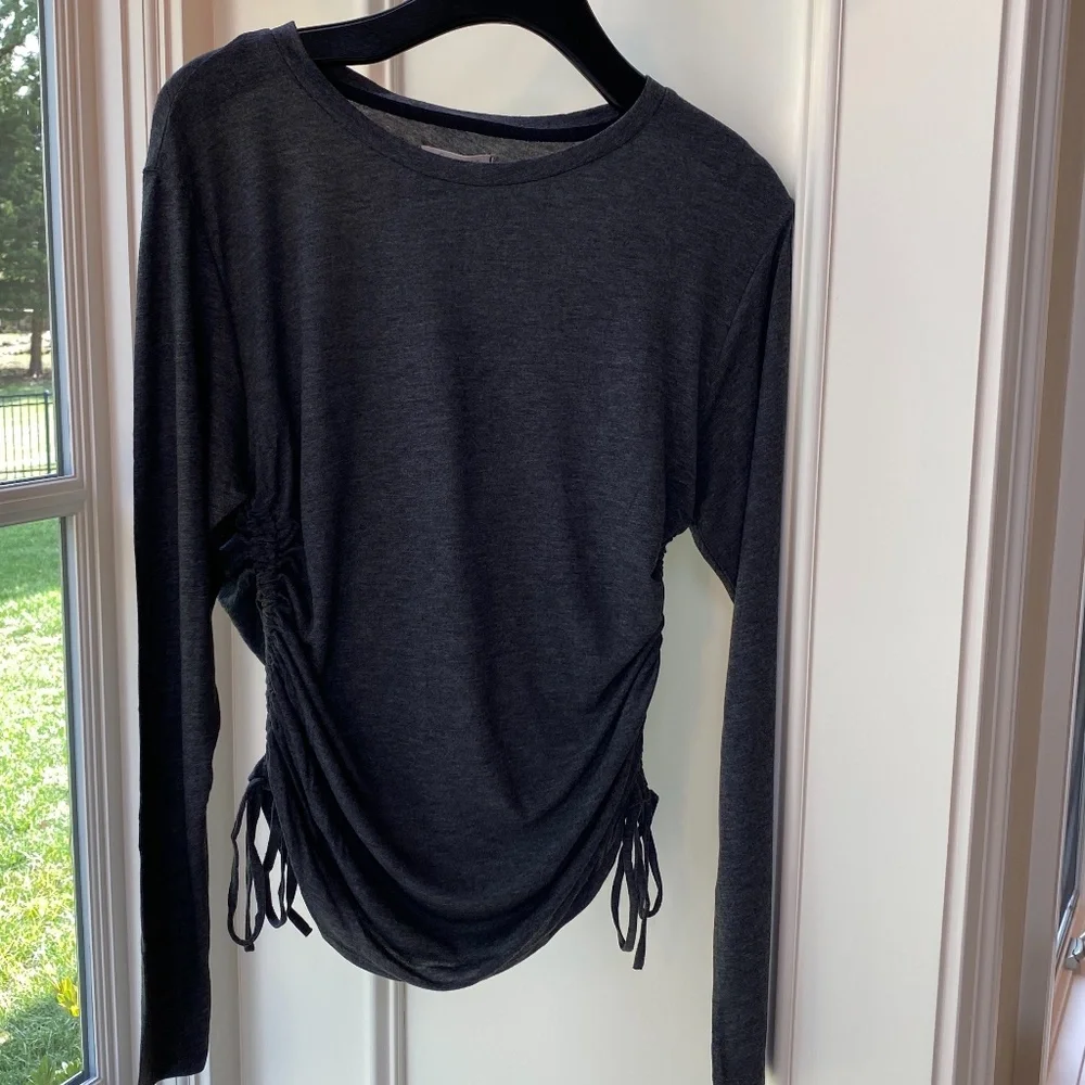 NWT - Grey State "Bristol" Tee - Picture 1 of 12